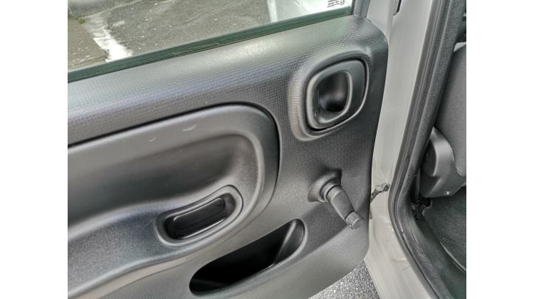 Fiat Panda 1.0 FireFly S&S Hybrid PROMO WEB Berlina