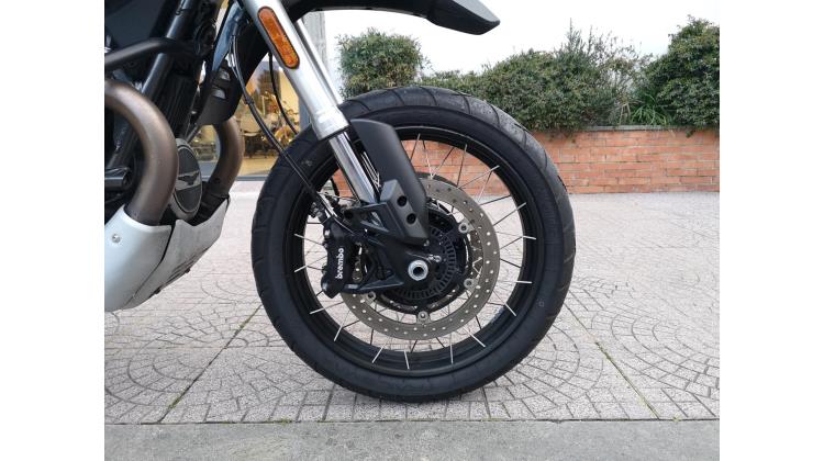 MotoGuzzi V 85 TT GUARDIA D'ONORE ENDURO STRADALE