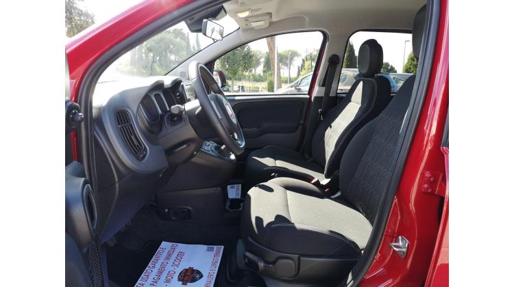 Fiat Panda CROSS 1.0 FireFly S&S Hybrid PROMO WEB Berlina