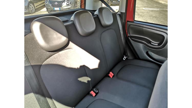 Fiat Panda CROSS 1.0 FireFly S&S Hybrid PROMO WEB Berlina