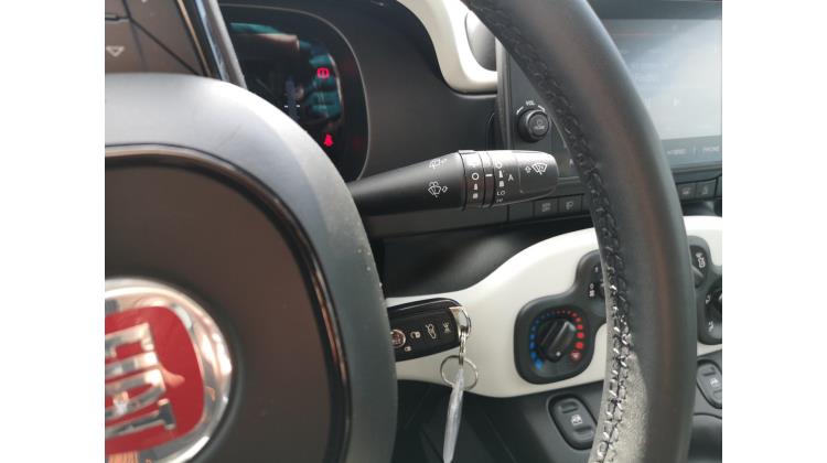 Fiat PANDINA 1.0 Hybrid S&S CROSS PROMO WEB Berlina