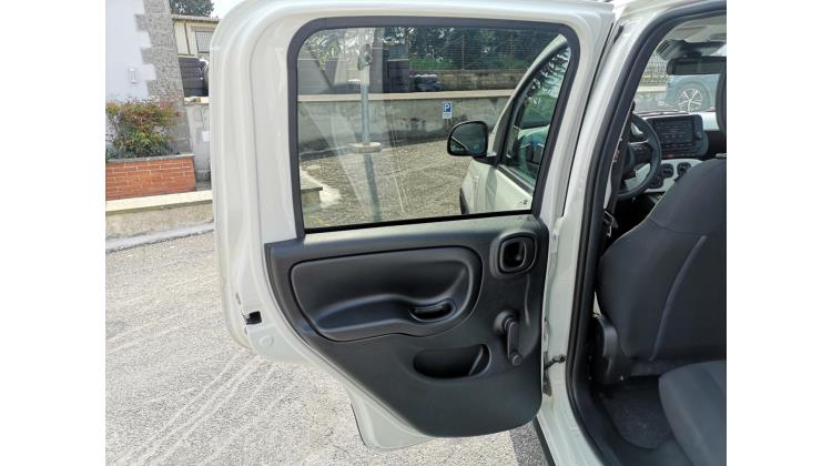 Fiat PANDINA 1.0 Hybrid S&S CROSS PROMO WEB Berlina