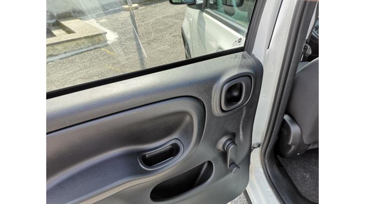 Fiat PANDINA 1.0 Hybrid S&S CROSS PROMO WEB Berlina