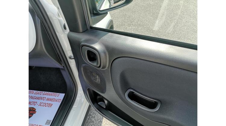 Fiat PANDINA 1.0 Hybrid S&S CROSS PROMO WEB Berlina