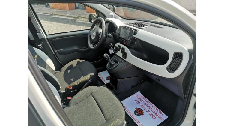 Fiat PANDINA 1.0 Hybrid S&S CROSS PROMO WEB Berlina