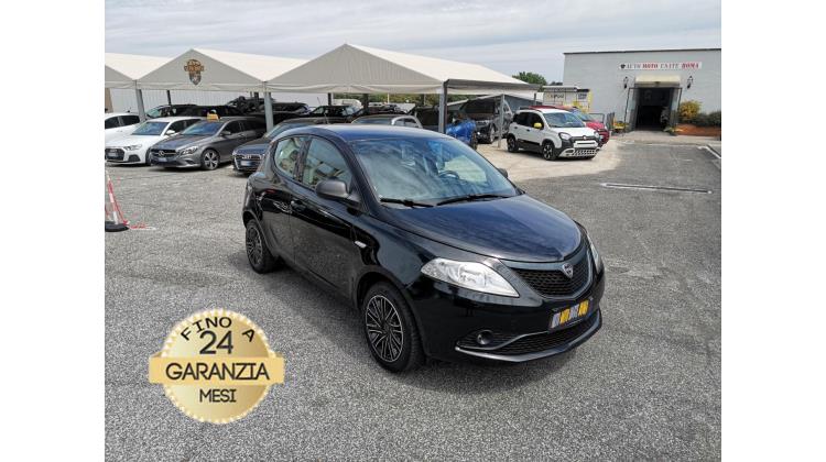 Lancia Ypsilon ECOCHIC GOLD GPL Berlina
