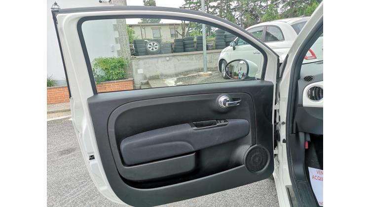 Fiat 500 HYBRID DOLCEVITA Berlina