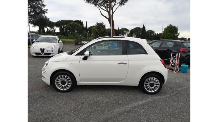 Fiat 500 HYBRID DOLCEVITA Berlina