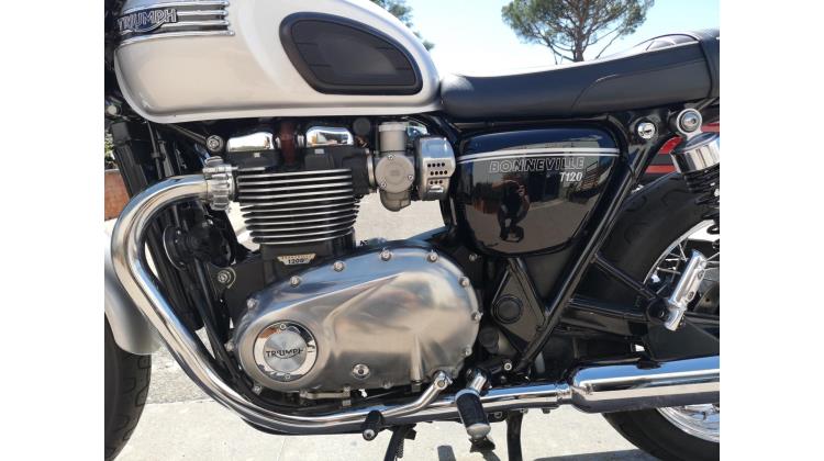 Triumph Bonneville T 120