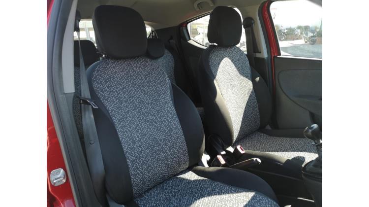 Lancia Ypsilon 1.0 FireFly HYBDIR S&S ECOCHIC PROMO WEB Berlina