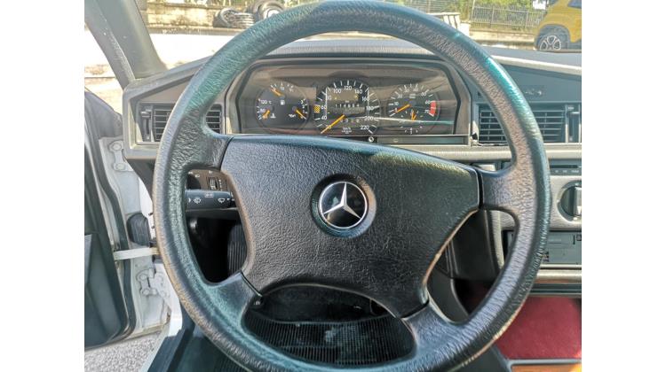 Mercedes-Benz 190 1.8 E Berlina