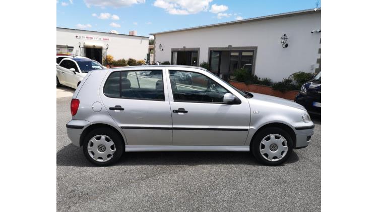 Volkswagen Polo 1.4 16v Berlina