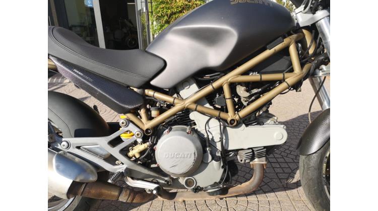Ducati Monster 620 NAKED