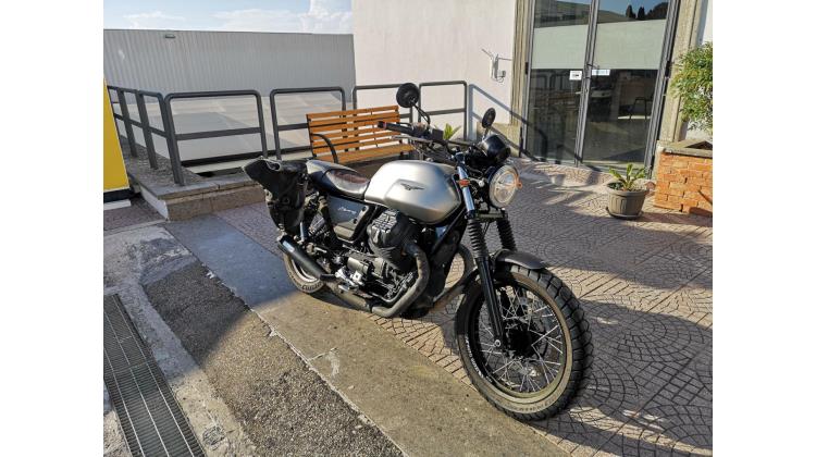 MOTO GUZZI V7 III LIMITED NAKED