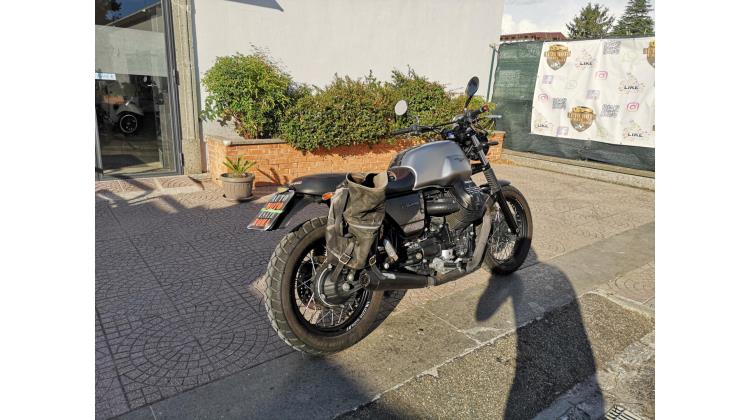MOTO GUZZI V7 III LIMITED NAKED