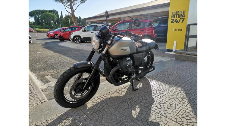 MOTO GUZZI V7 III LIMITED NAKED