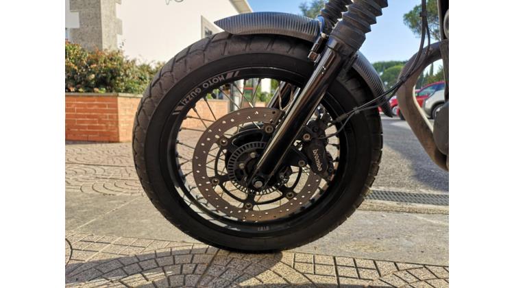 MOTO GUZZI V7 III LIMITED NAKED
