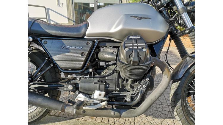 MOTO GUZZI V7 III LIMITED NAKED