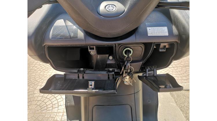 Yamaha Majesty 400 SCOOTER