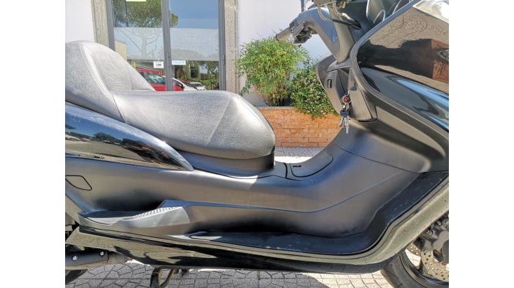 Yamaha Majesty 400 SCOOTER