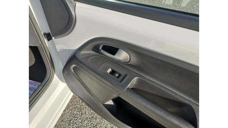 Volkswagen UP EVO Color City Car