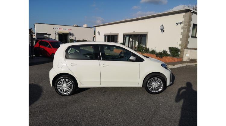 Volkswagen UP EVO Color City Car