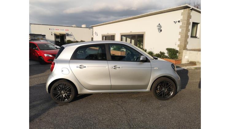 Smart Forfour BRABUS EQ City Car