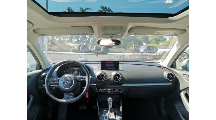 Audi A3 Sportback S TRONIC Berlina