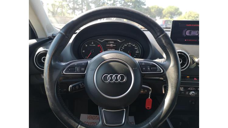 Audi A3 Sportback S TRONIC Berlina