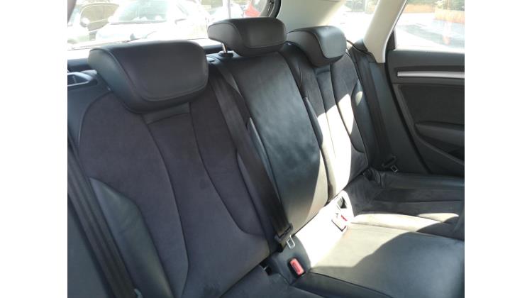 Audi A3 Sportback S TRONIC Berlina