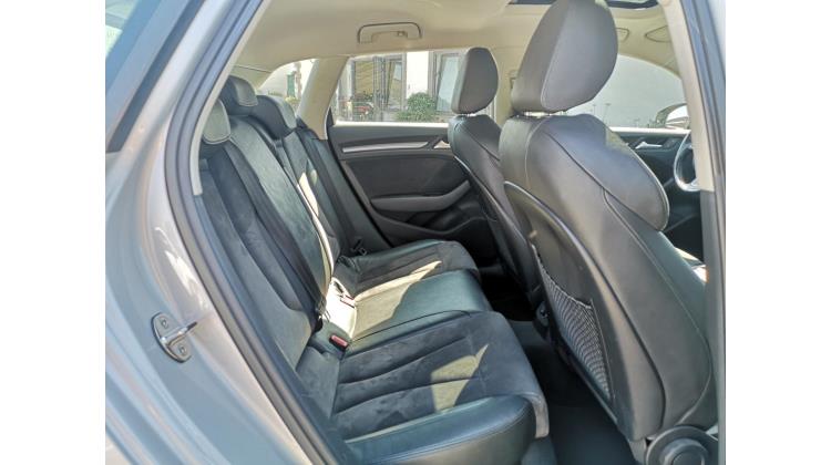 Audi A3 Sportback S TRONIC Berlina