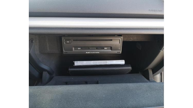 Audi A3 Sportback S TRONIC Berlina