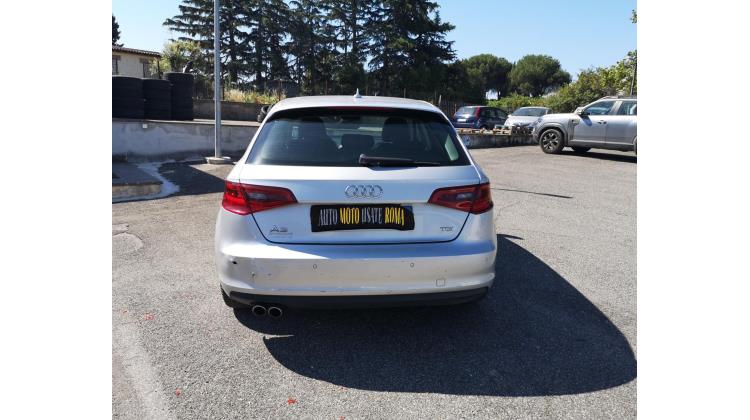 Audi A3 Sportback S TRONIC Berlina