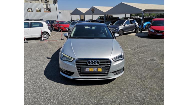 Audi A3 Sportback S TRONIC Berlina