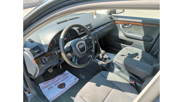 Audi A4 AVANT Station Wagon