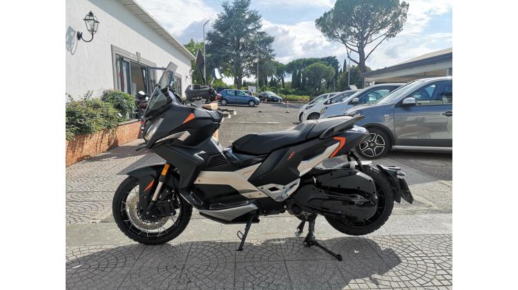 PEUGEOT XP 400 GT SCOOTER