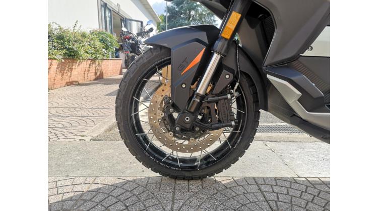 PEUGEOT XP 400 GT SCOOTER