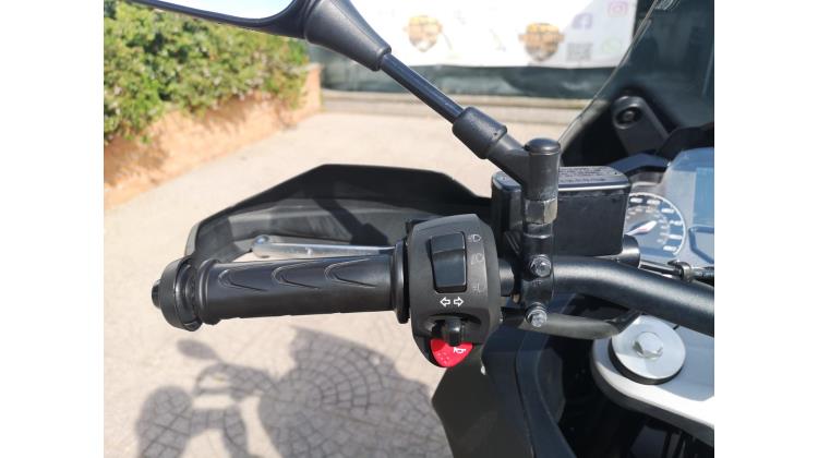 PEUGEOT XP 400 GT SCOOTER