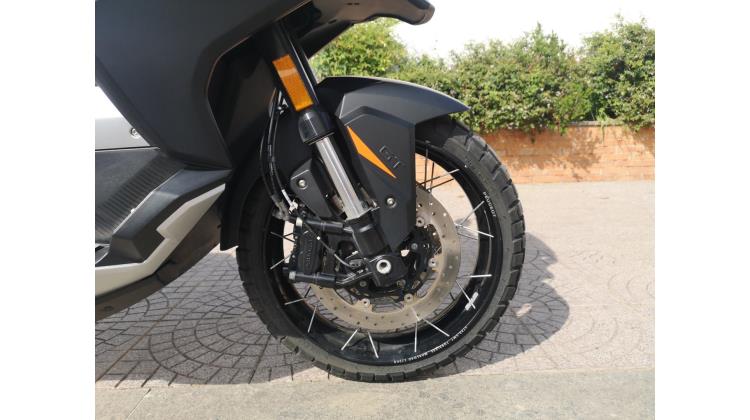 PEUGEOT XP 400 GT SCOOTER