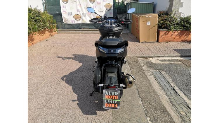 PEUGEOT XP 400 GT SCOOTER