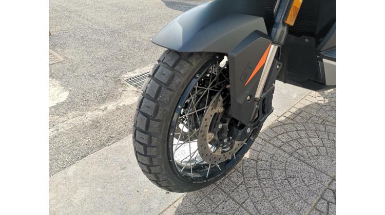 PEUGEOT XP 400 GT SCOOTER