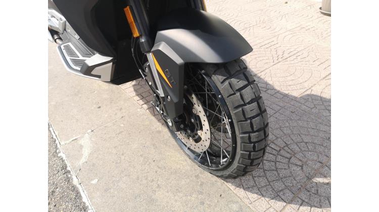 PEUGEOT XP 400 GT SCOOTER