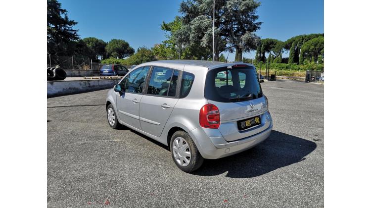 Renault Modus DINAMIQUE Berlina