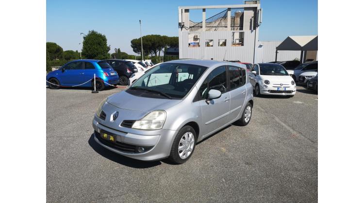 Renault Modus DINAMIQUE Berlina