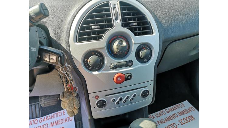 Renault Modus DINAMIQUE Berlina