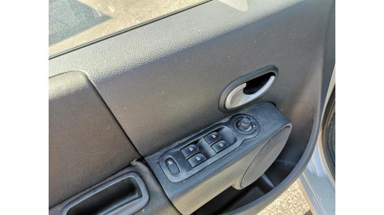Renault Modus DINAMIQUE Berlina