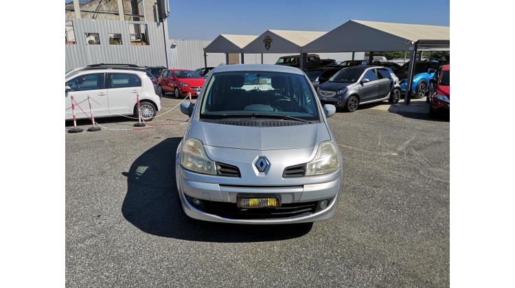 Renault Modus DINAMIQUE Berlina