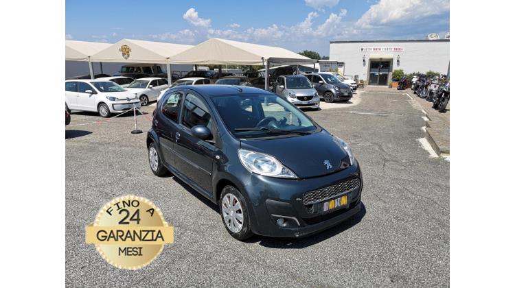 Peugeot 107 1.0 Berlina