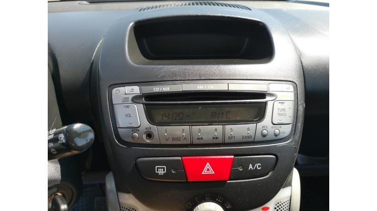 Peugeot 107 1.0 Berlina
