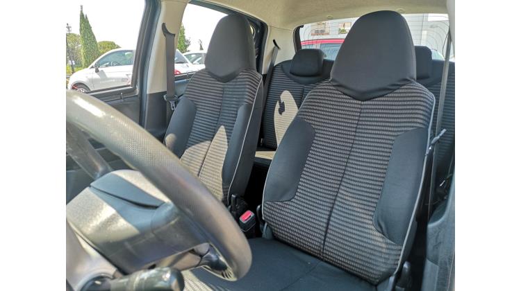 Peugeot 107 1.0 Berlina